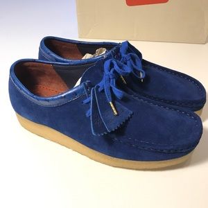 Stussy x Clarks Wallabee blue